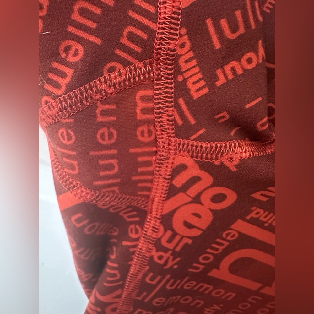 Lululemon Wunder Train Contour Fit High-Rise Tight 25"
Ombre Red Multi Sz 6 - Picture 4 of 5